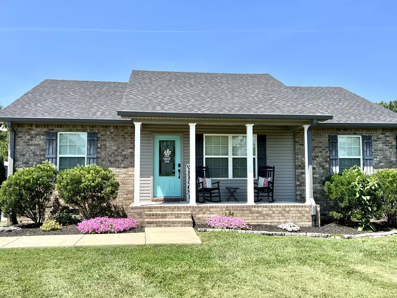 119 Blackey Bandy Rd, Bethpage, TN 37022