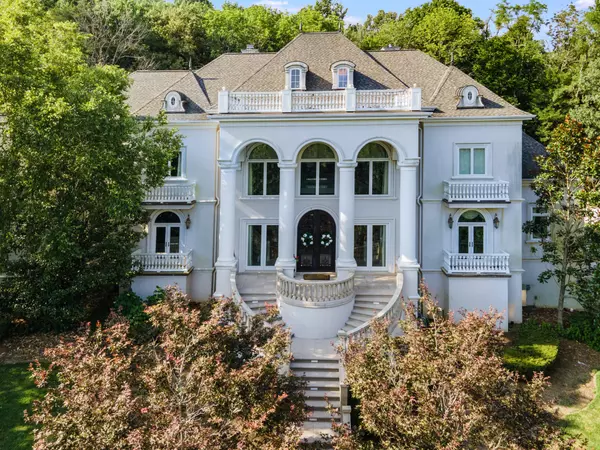 Nashville, TN 37215,22 Bancroft Pl