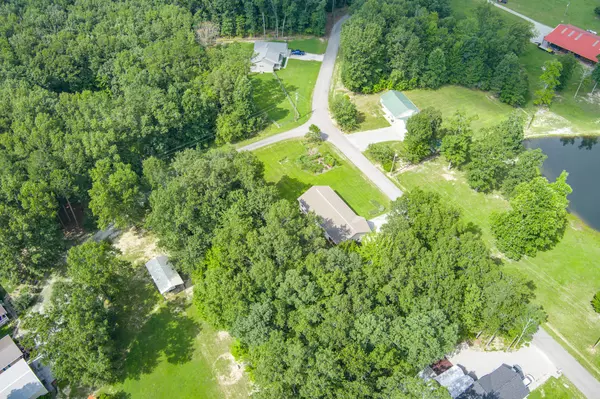 Grimsley, TN 38565,1009 South Ln