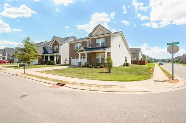 2549 Miranda Dr, Murfreesboro, TN 37128