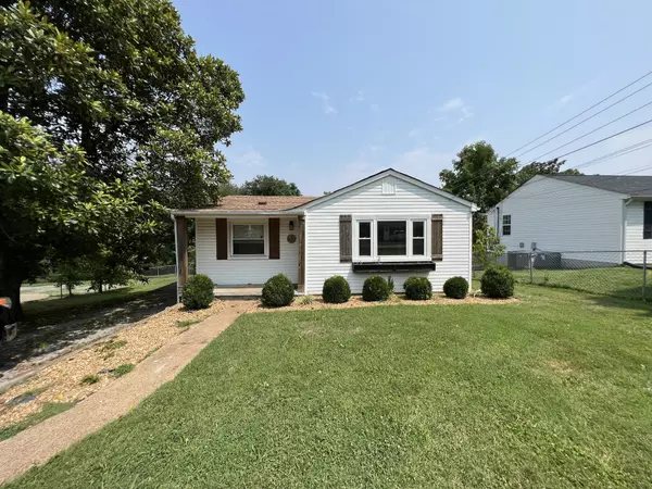 459 Circle Dr, Clarksville, TN 37043