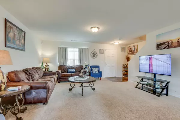 Columbia, TN 38401,2232 Bee Hive Dr