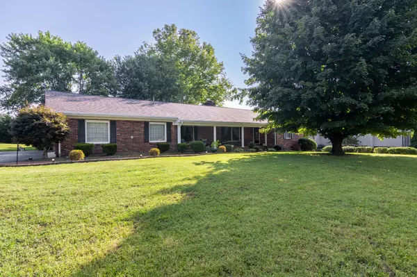 705 Hamilton Dr, Gallatin, TN 37066