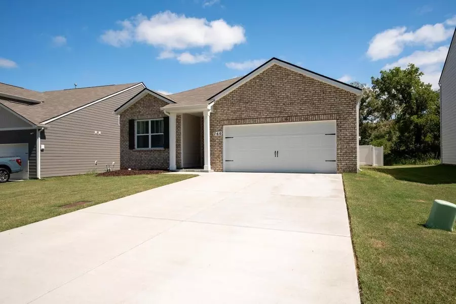 760 Pintail Pt, Lebanon, TN 37090