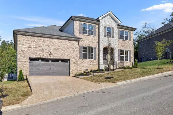 Nashville, TN 37221,712 Summit Oaks Ct