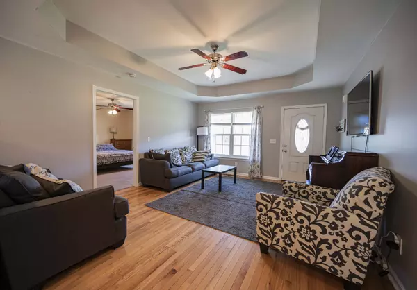 Woodbury, TN 37190,122 Melton Ln