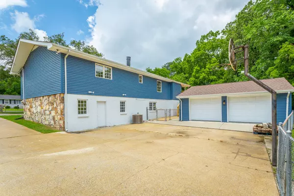 Rossville, GA 30741,482 Greens Lake Circle