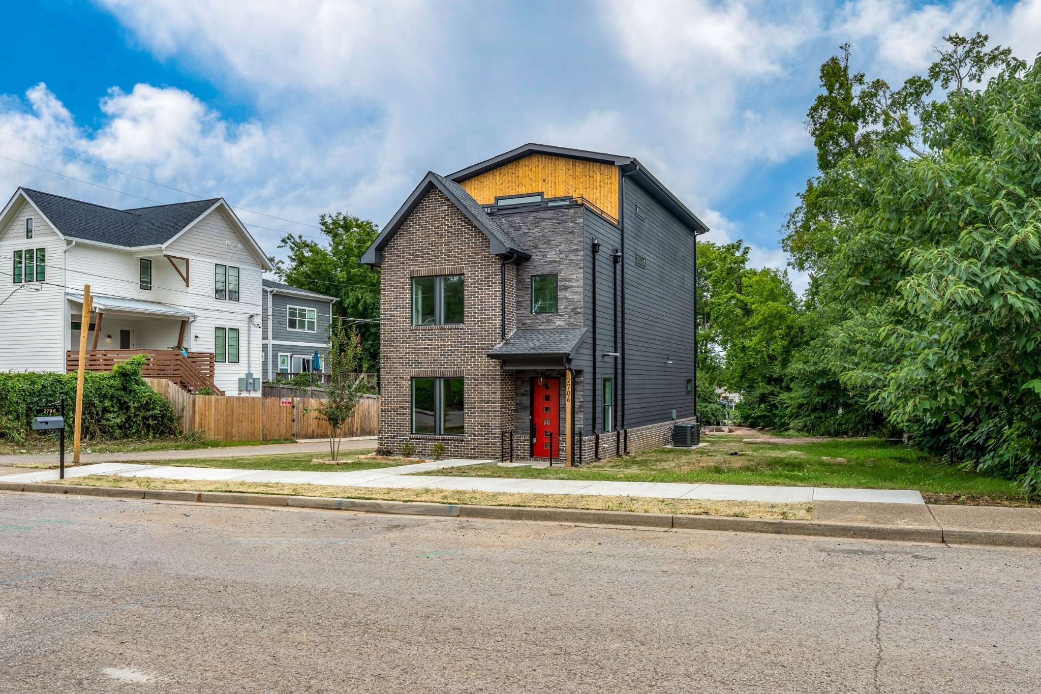 Nashville, TN 37208,2706 Booker St