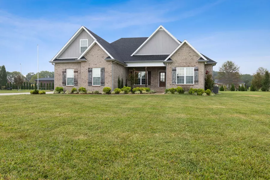 182 Holly Ct, Unionville, TN 37180