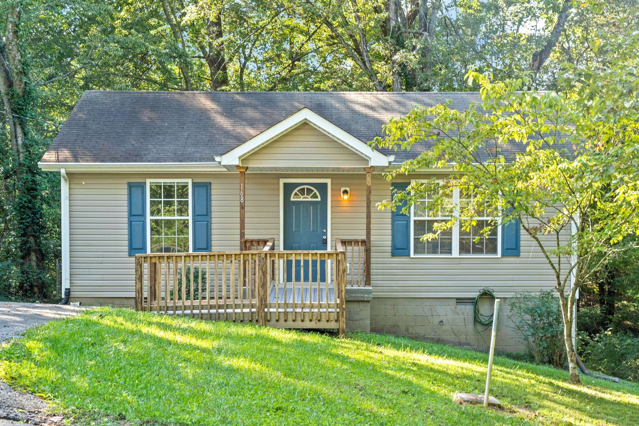 168 Inglewood Dr, Clarksville, TN 37040
