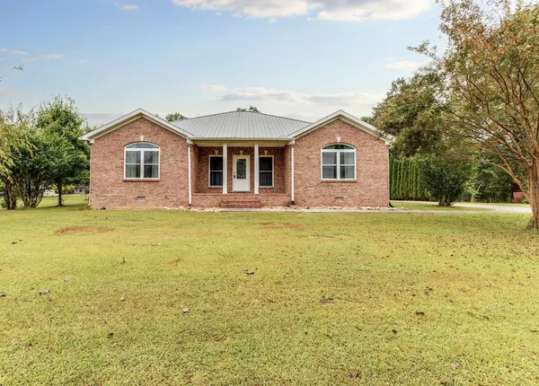 1487 Sears Roebuck Rd, Tullahoma, TN 37388