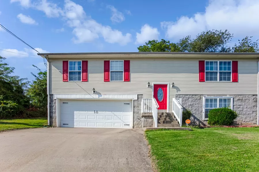 217 Jumpers Pass, Oak Grove, KY 42262