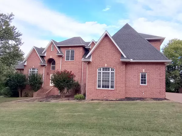 521 Derby Downs,  Lebanon,  TN 37087