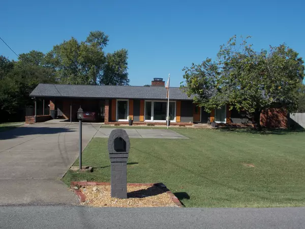 120 Maple Dr, Hendersonville, TN 37075