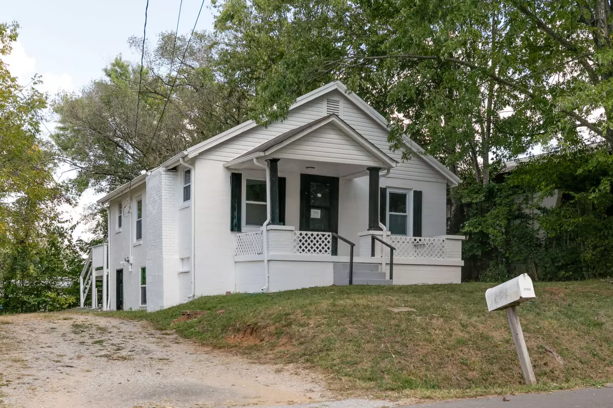 Columbia, TN 38401,303 E 17th St