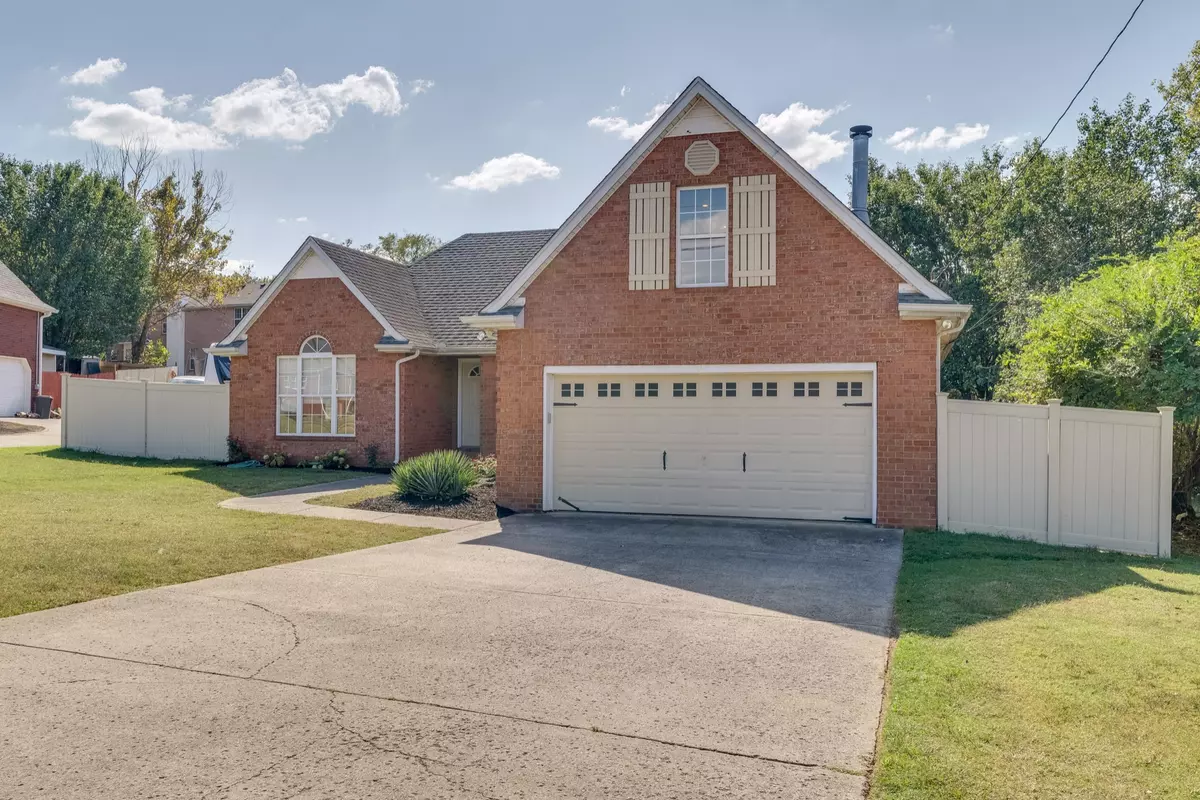 Smyrna, TN 37167,323 Shadowood Dr