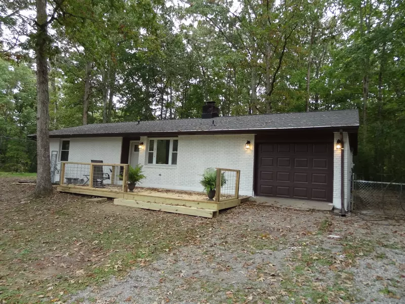 6714 Topez Dr, Crossville, TN 38572