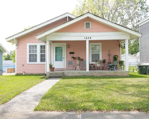 1608 Kirby Avenue, Chattanooga, TN 37404