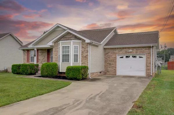 3451 Kingfisher Dr, Clarksville, TN 37042