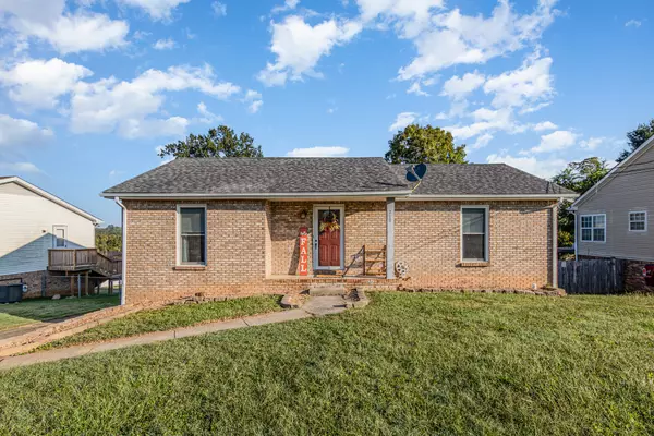 210 Windmeade Cir, Clarksville, TN 37042