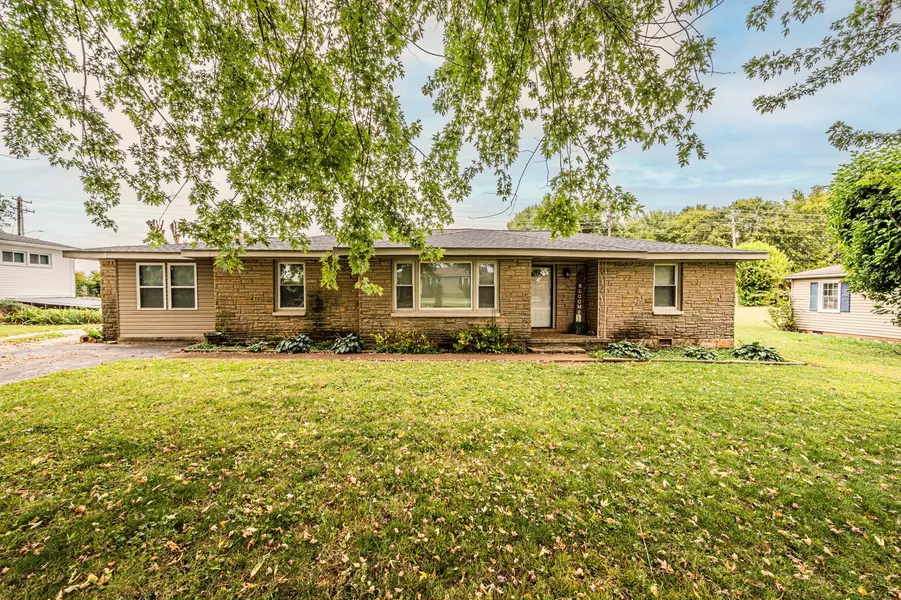 122 New West Gallatin St, Adairville, KY 42202