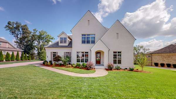 424 Oldenburg Rd, Nolensville, TN 37135