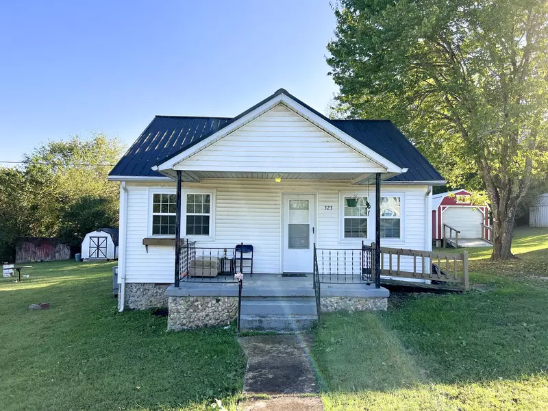 323 Hayes St, Woodbury, TN 37190