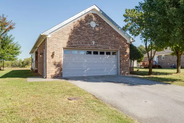 Columbia, TN 38401,1904 Littleton Ct