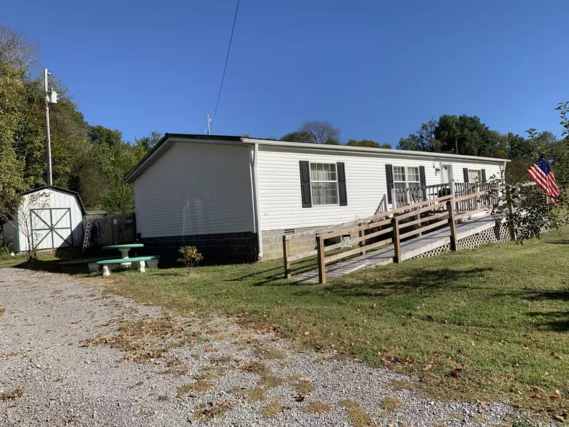 36 Pigeon Roost Rd, Brush Creek, TN 38547