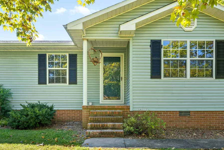 3615 Stone Valley Dr, Hopkinsville, KY 42240