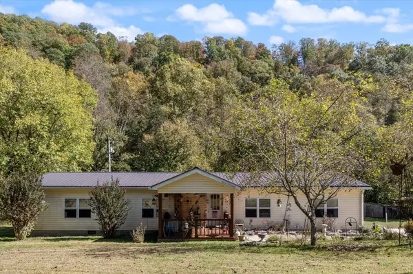 Pleasant Shade, TN 37145,48 Maynard Hollow Ln #N