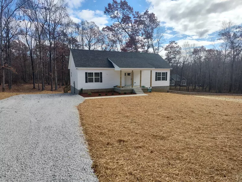 453 McElhiney Rd, Dickson, TN 37055