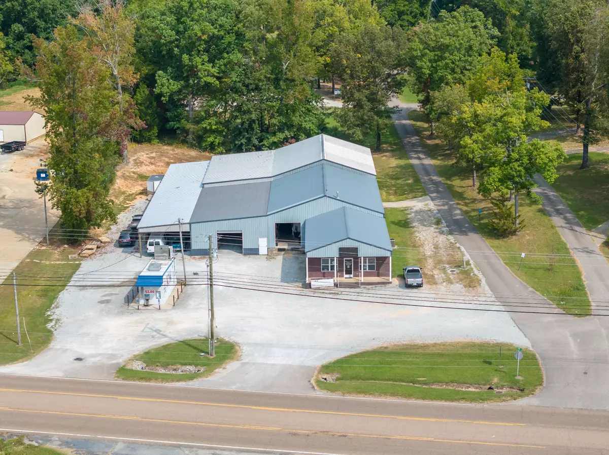 Parsons, TN 38363,455 E Main St