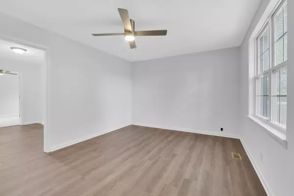Murfreesboro, TN 37129,8103 Cooper Dr