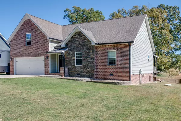 417 Kaiser Rd, Dickson, TN 37055