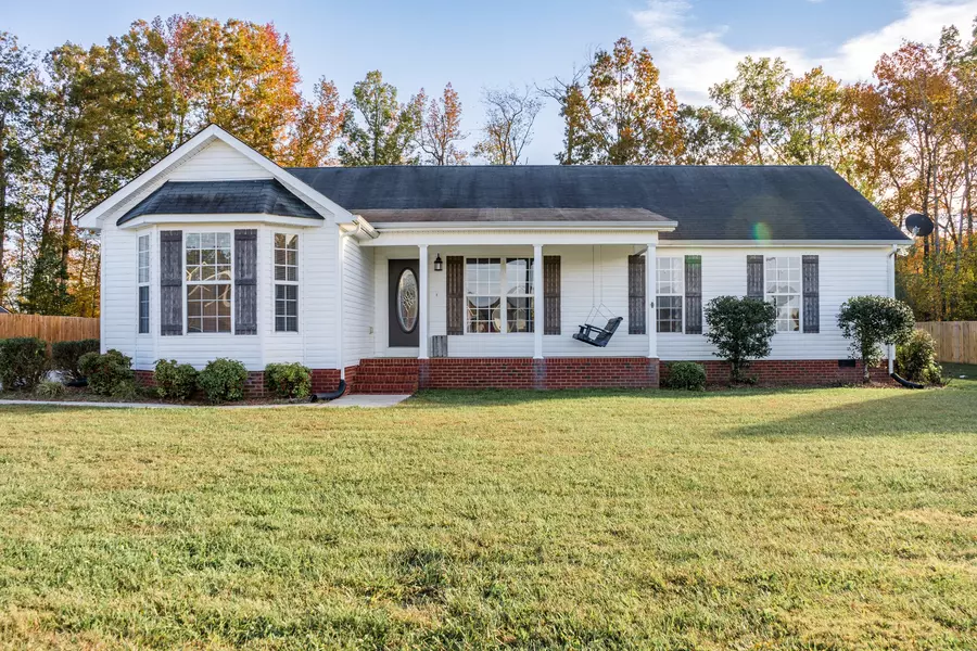 107 Williamsburg Blvd, Tullahoma, TN 37388