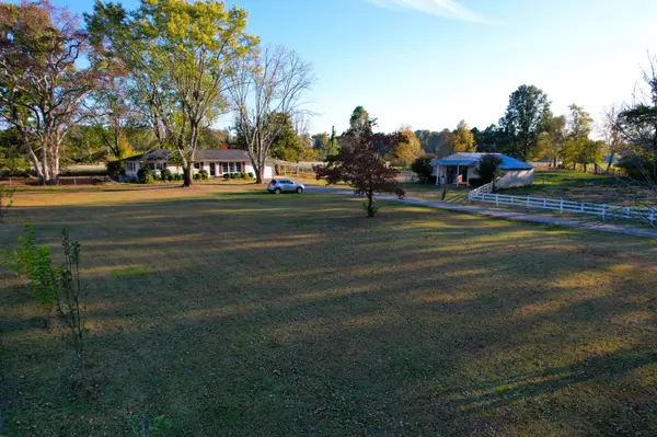 Saint Joseph, TN 38481,147 Shelton Dr