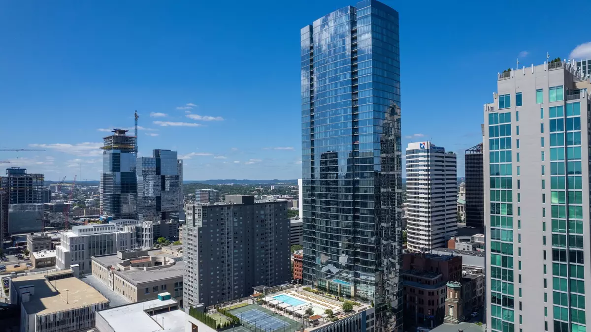 Nashville, TN 37219,515 Church St #4204