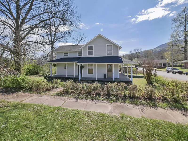 101 Magnolia Avenue, South Pittsburg, TN 37380