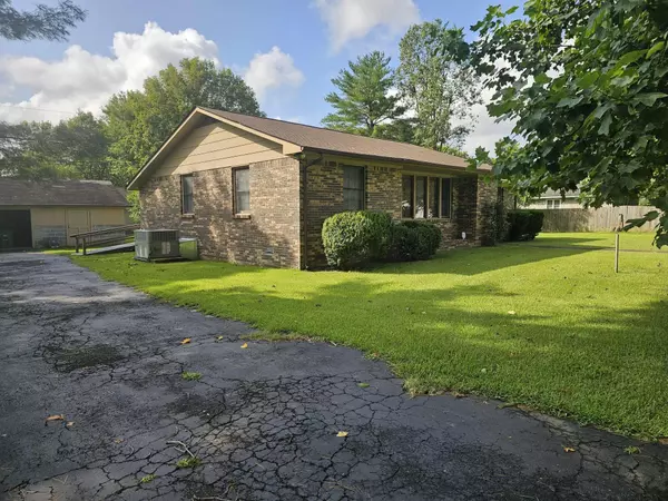 South Pittsburg, TN 37380,325 Townsite Circle