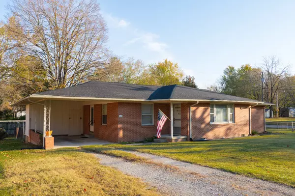 660 Twentieth St #E, Cookeville, TN 38501