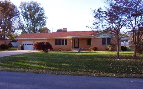 205 Sherwood Dr, Hopkinsville, KY 42240