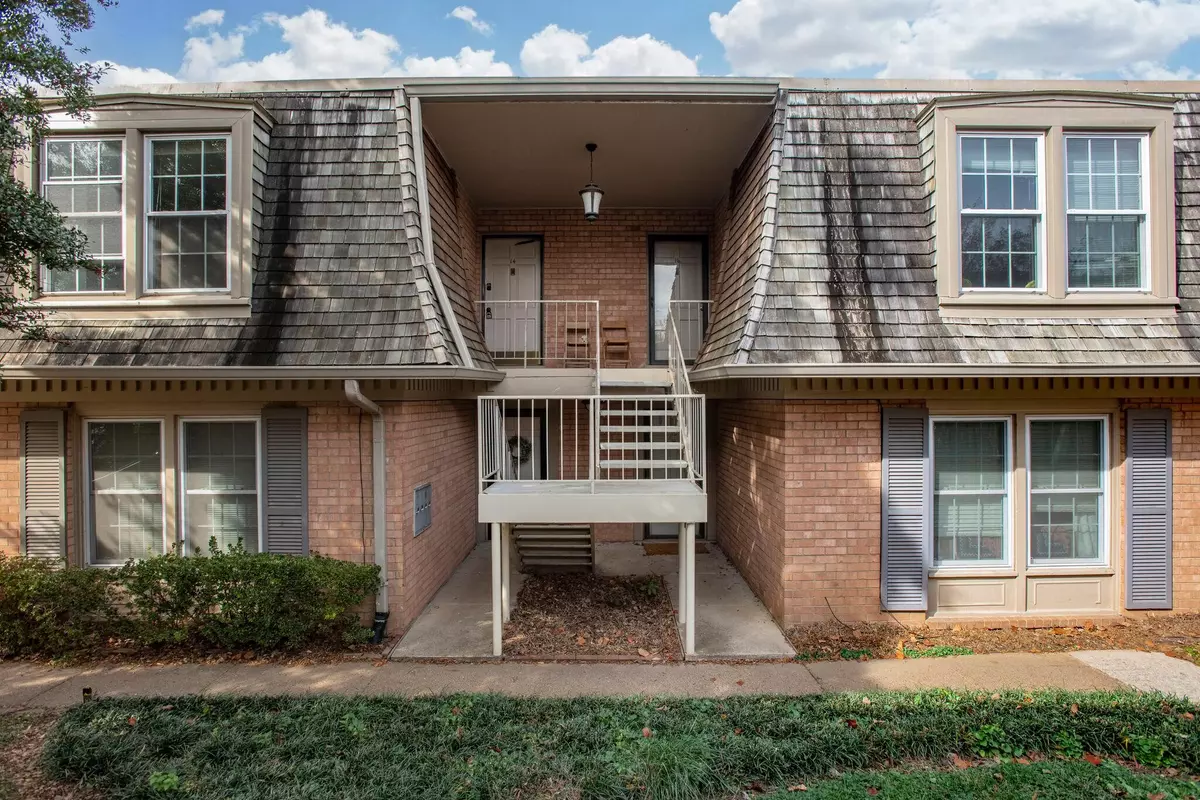 Nashville, TN 37215,3000 HILLSBORO PIKE #UNIT 14