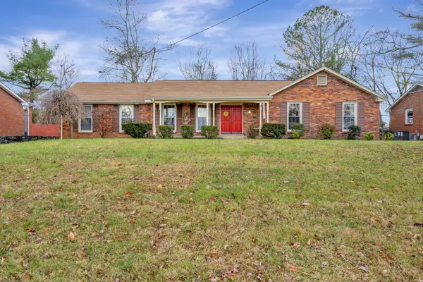 723 Harpeth Pkwy #W, Nashville, TN 37221