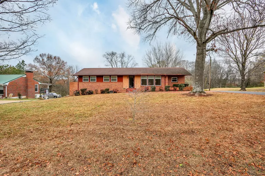 104 W Hardin Drive, Columbia, TN 38401