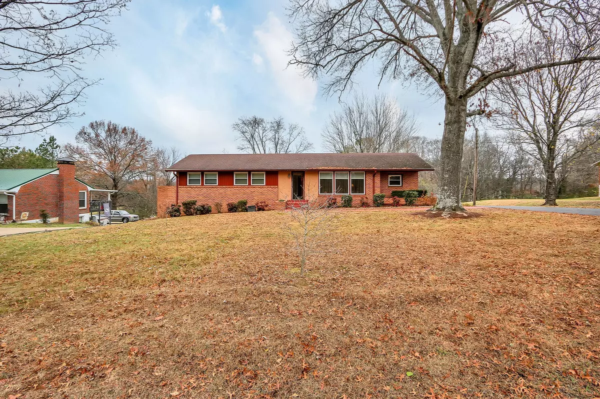 Columbia, TN 38401,104 W Hardin Drive