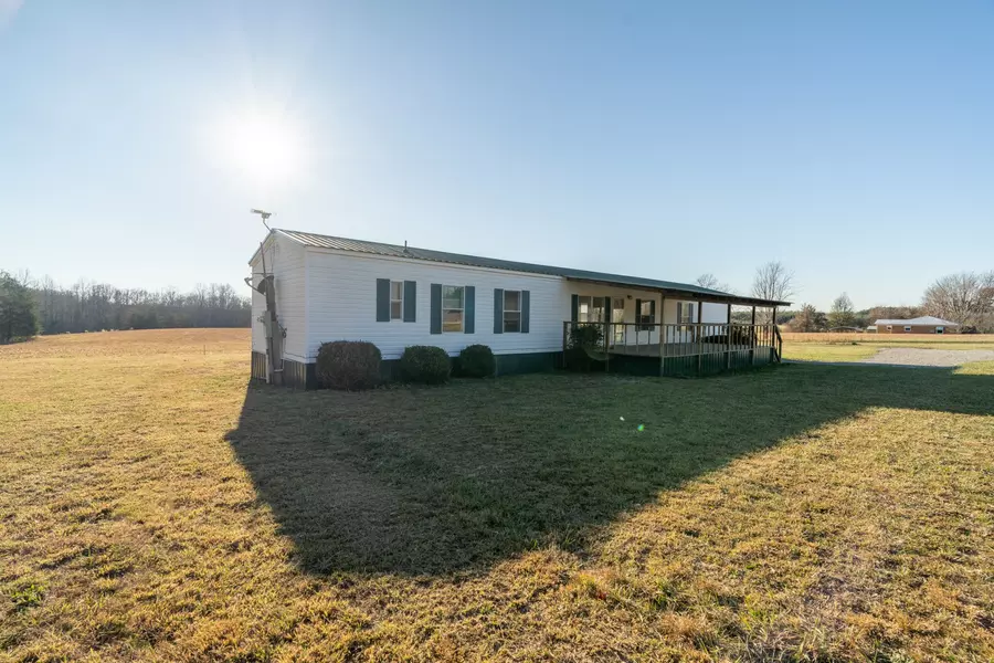 1881 Baker Mountain Rd, Spencer, TN 38585