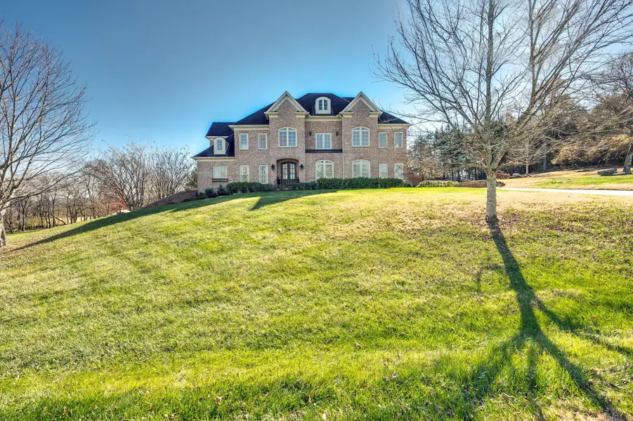 2221 Grey Cliff Dr, Franklin, TN 37064