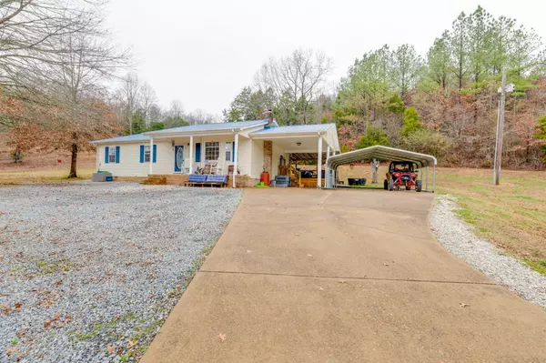 302 Wades Branch Rd, Centerville, TN 37033