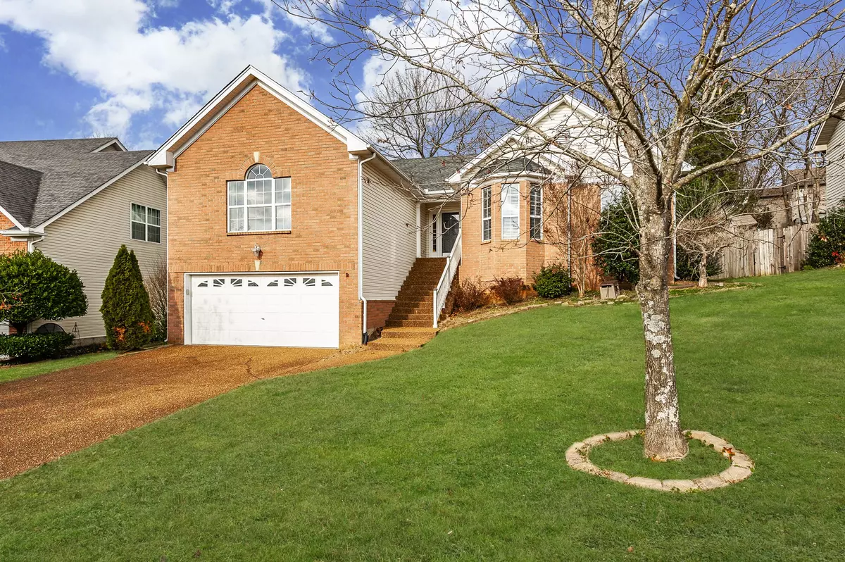 Hendersonville, TN 37075,103 W Harbor Ct